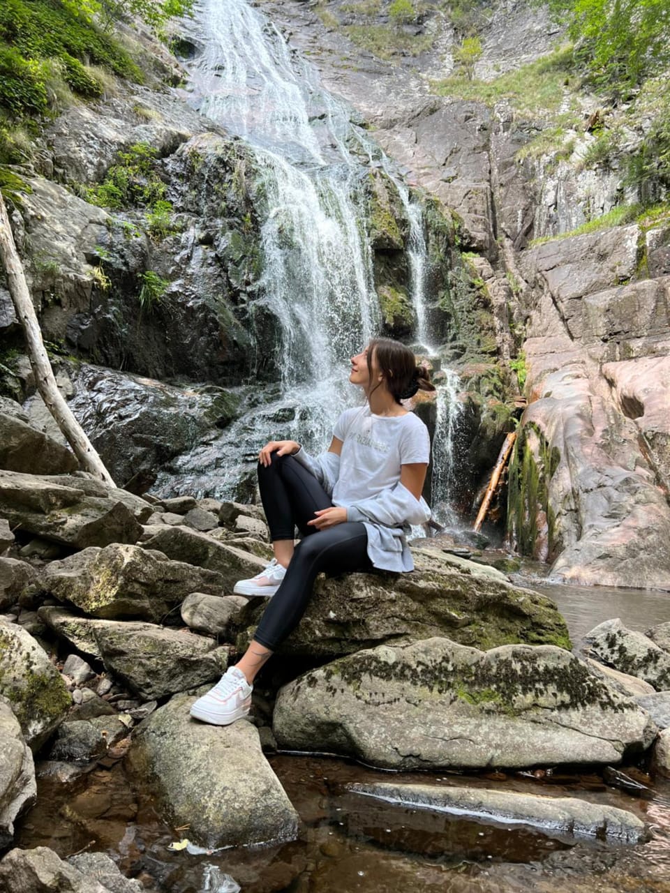 Nearby landmark, Natural landscape