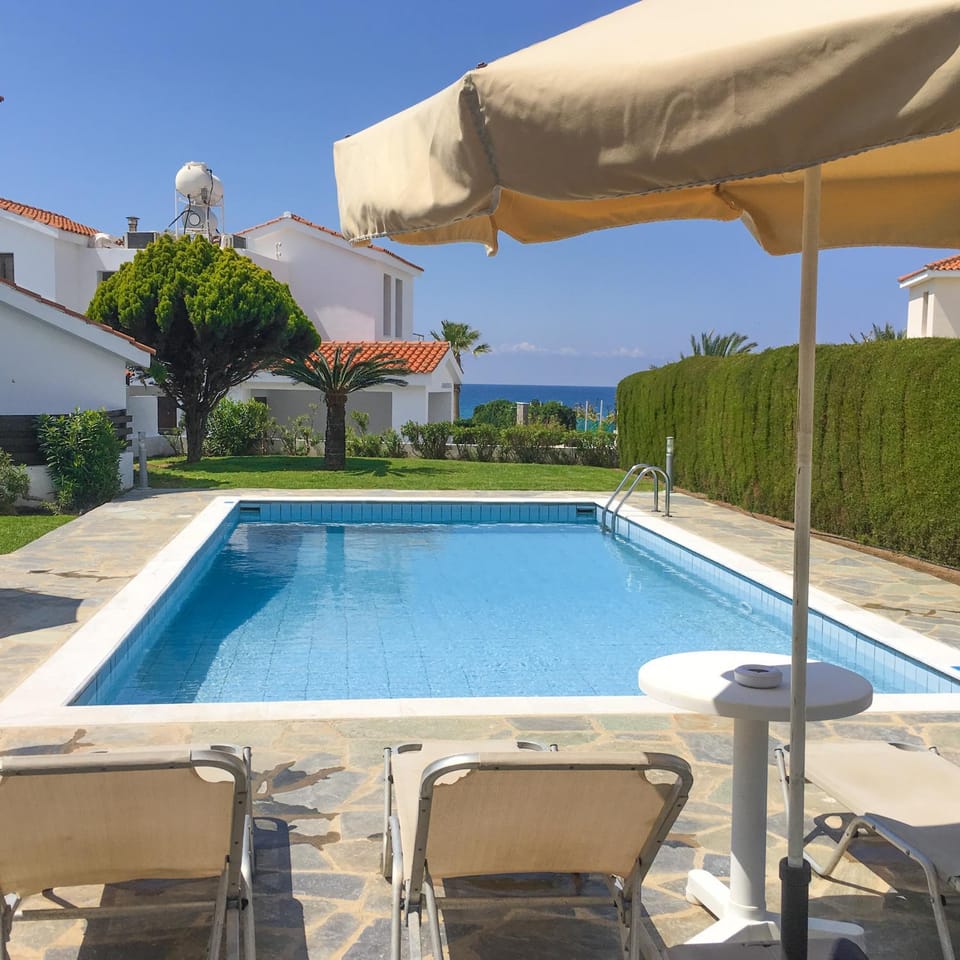 Platzia Beach Villas Villa in Paphos District