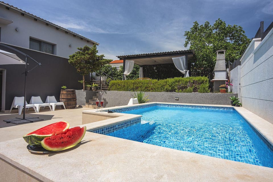 House Zoya House in Medulin