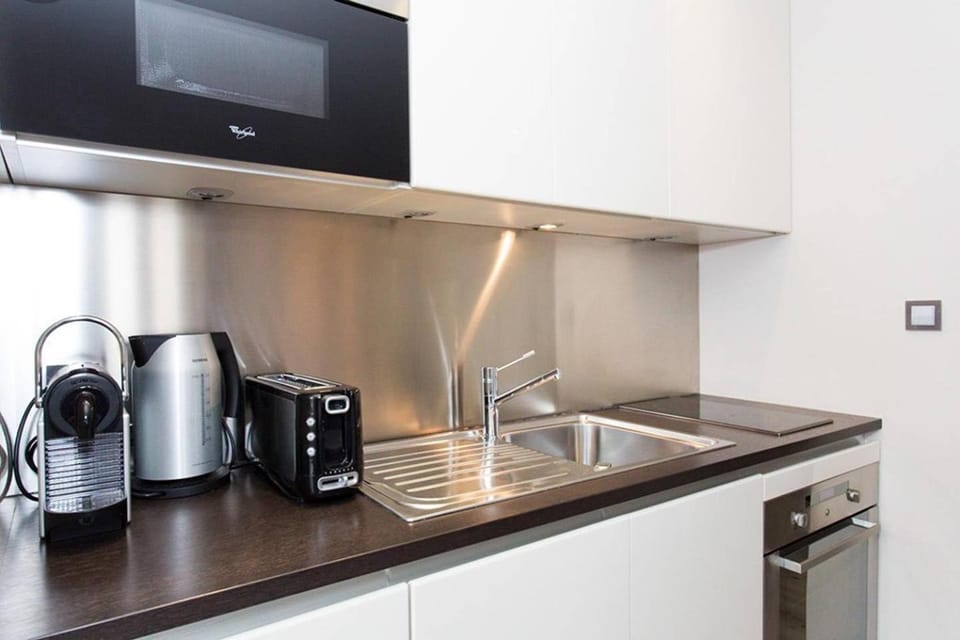 1 bedroom in front of the Palais! Apartment in Cannes