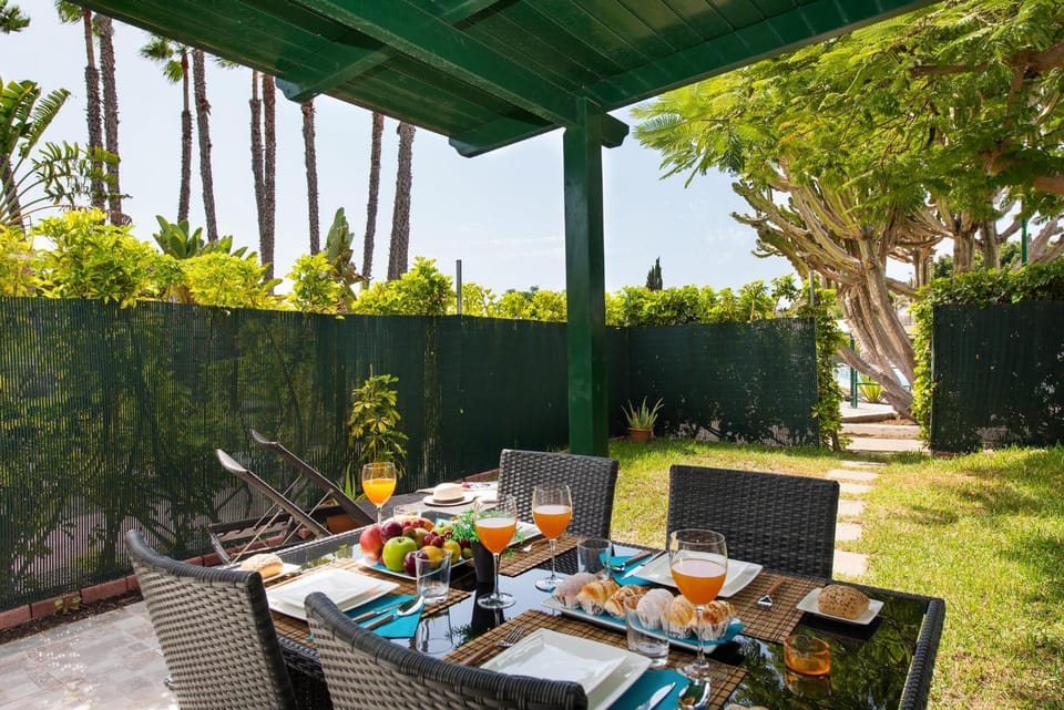 Garden, Balcony/Terrace, Dining area, Garden view