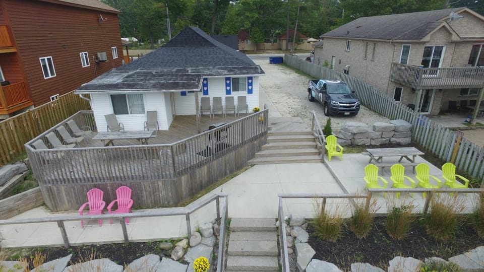 Patio, Facade/entrance, Balcony/Terrace, Seating area