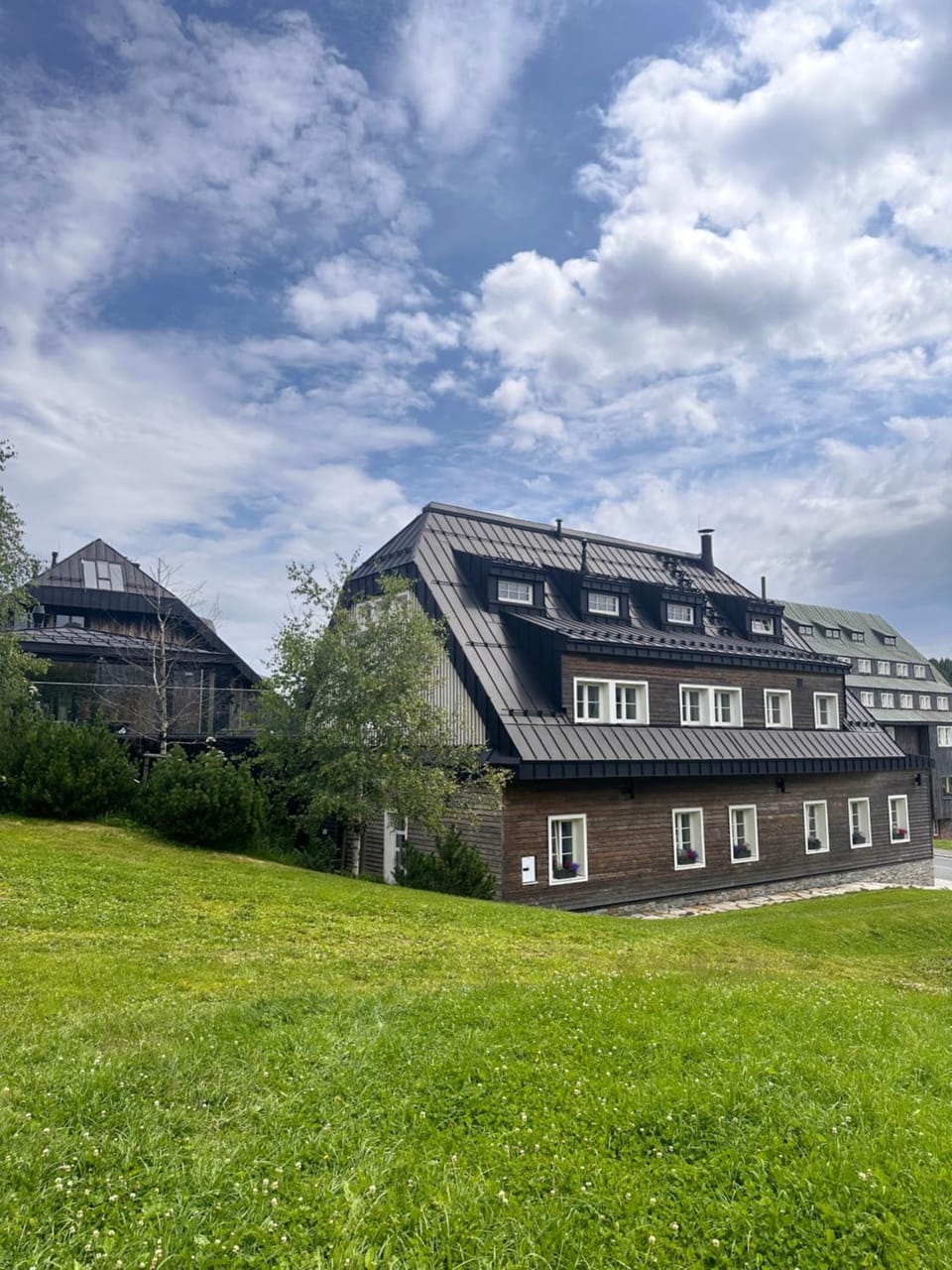 Property building, Day