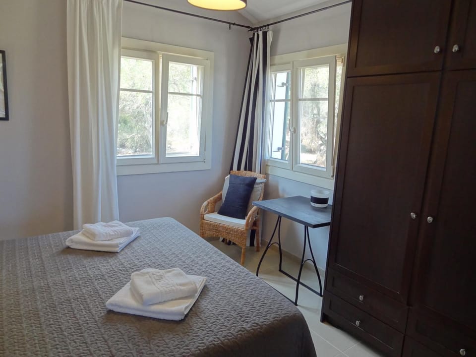 Villa Elaia Suites & Apartments No.1 Apartment in Peloponnese, Western Greece and the Ionian