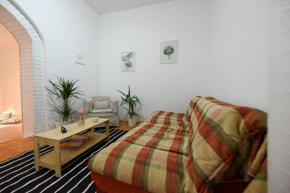 Apartment Living Colors Apartment in Belgrade