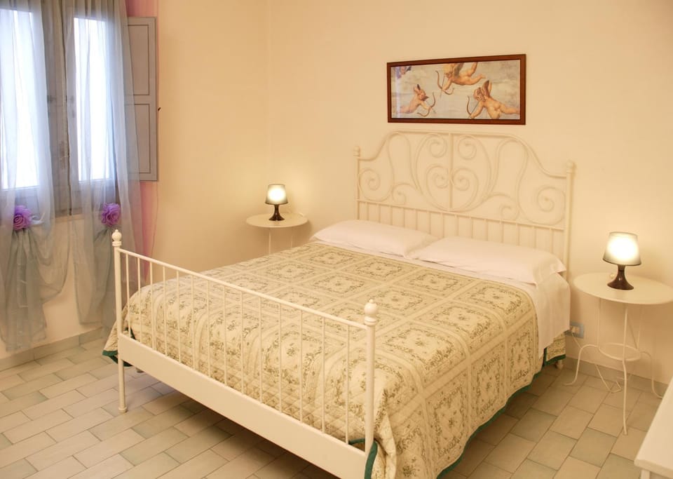 Day, Photo of the whole room