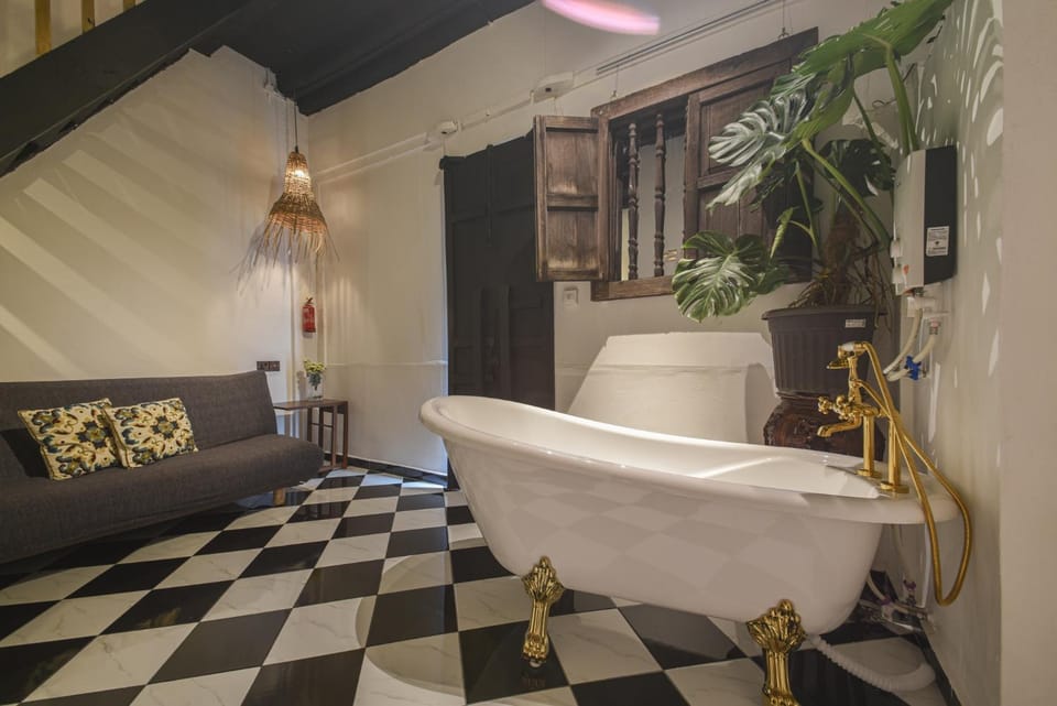 Ohana House @ 33 Jawa Vacation rental in Malacca