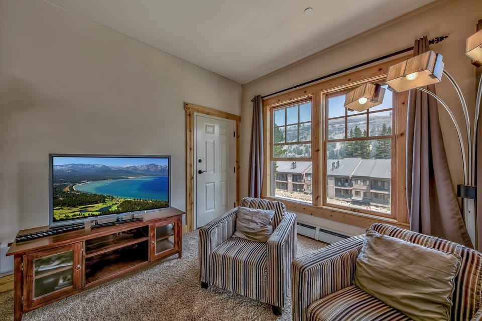 R101 Timber Ridge House in Kirkwood