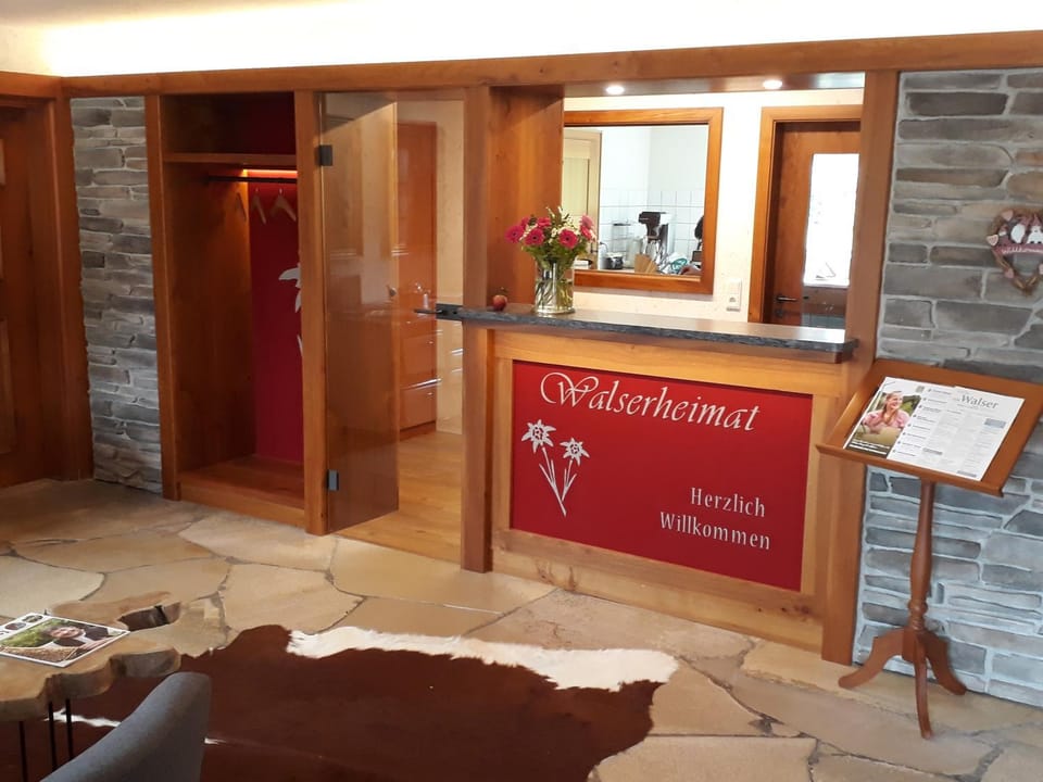 Lobby or reception, Area and facilities