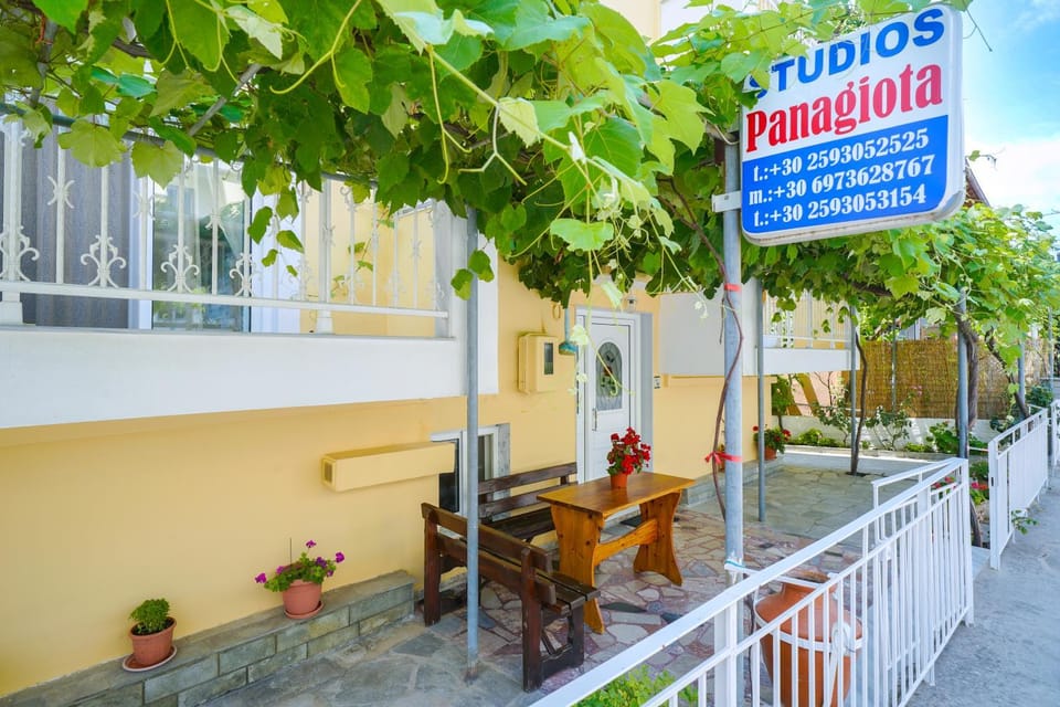 Property logo or sign