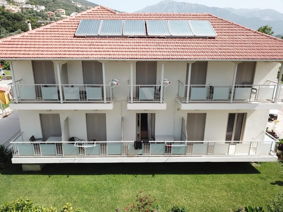 Savinos Rooms Bed and Breakfast in Vasiliki