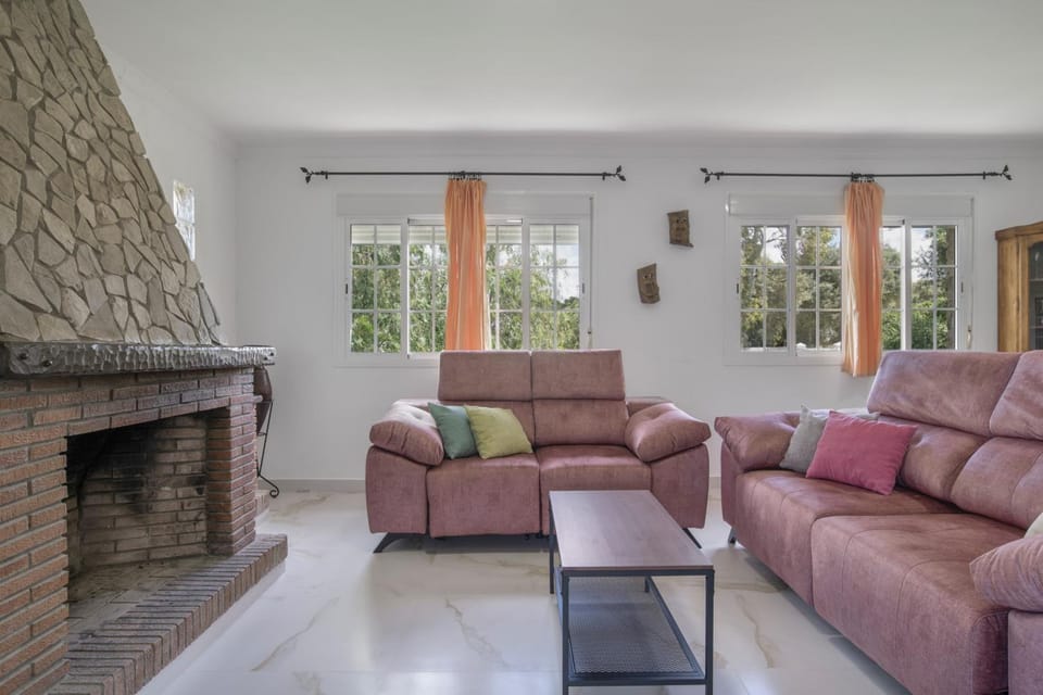Casa de Piedra Country House in La Janda