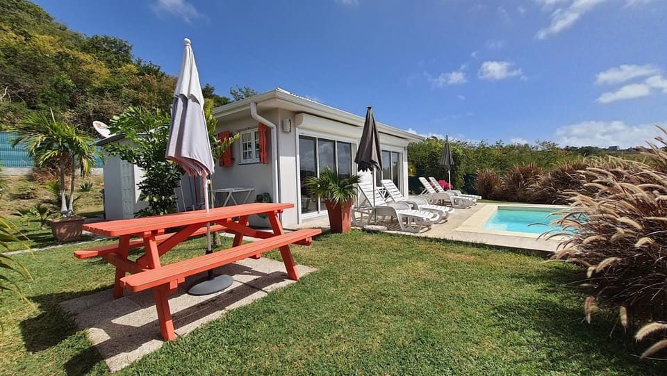 Patio, Garden, Swimming pool