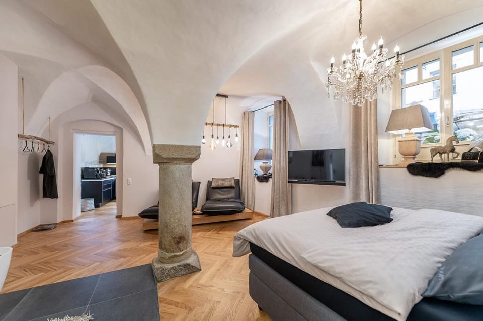 Living room, Bedroom