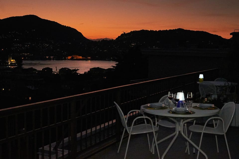 Balcony/Terrace, Balcony/Terrace, Lake view