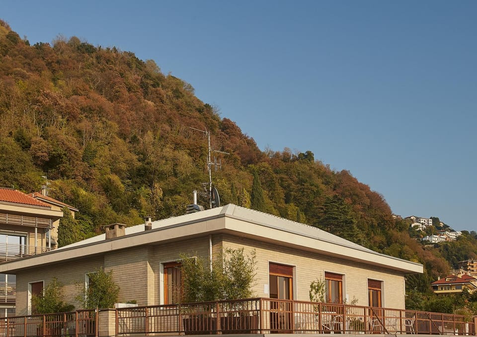 Property building, Balcony/Terrace