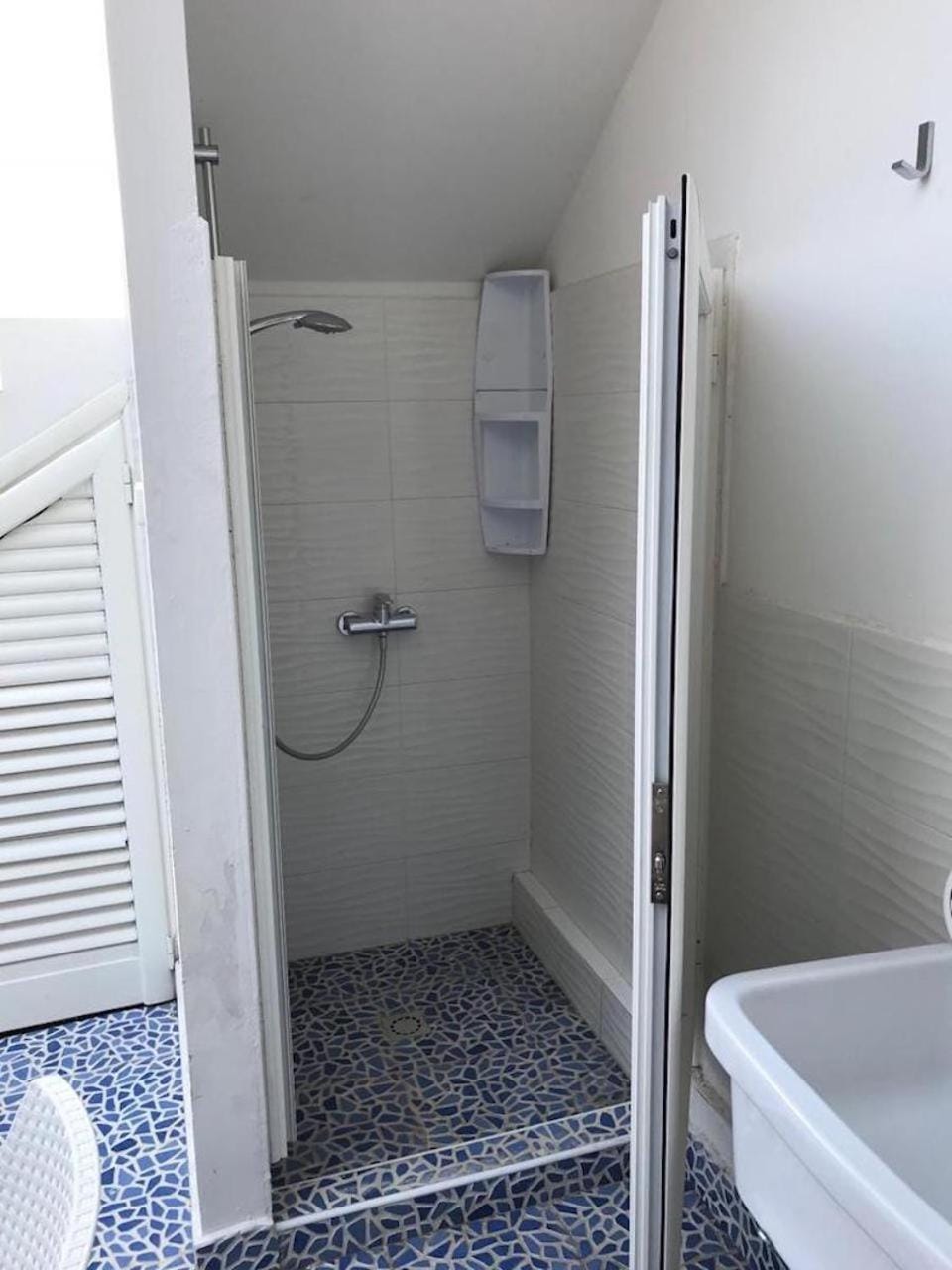 Shower, Property building