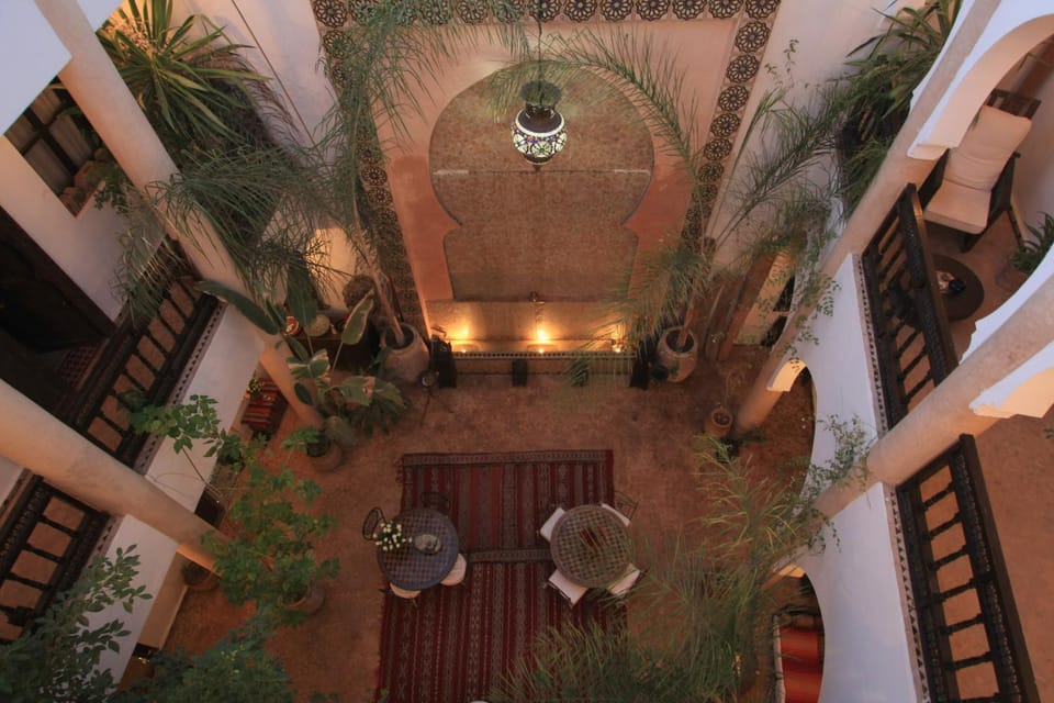 Restaurant/places to eat, Bird's eye view