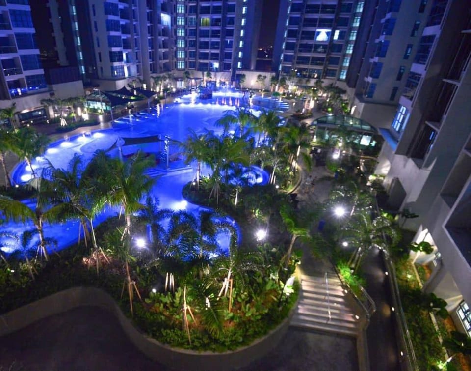 Property building, Night, Bird's eye view, Garden, City view, Garden view, Pool view, Swimming pool