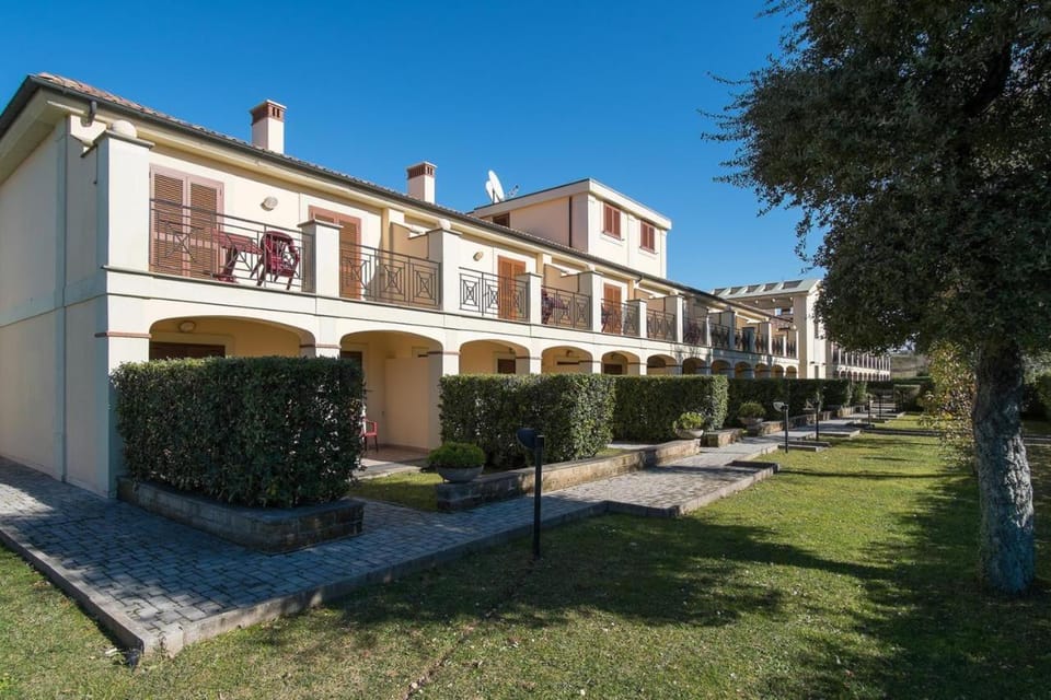 Property building, Garden view