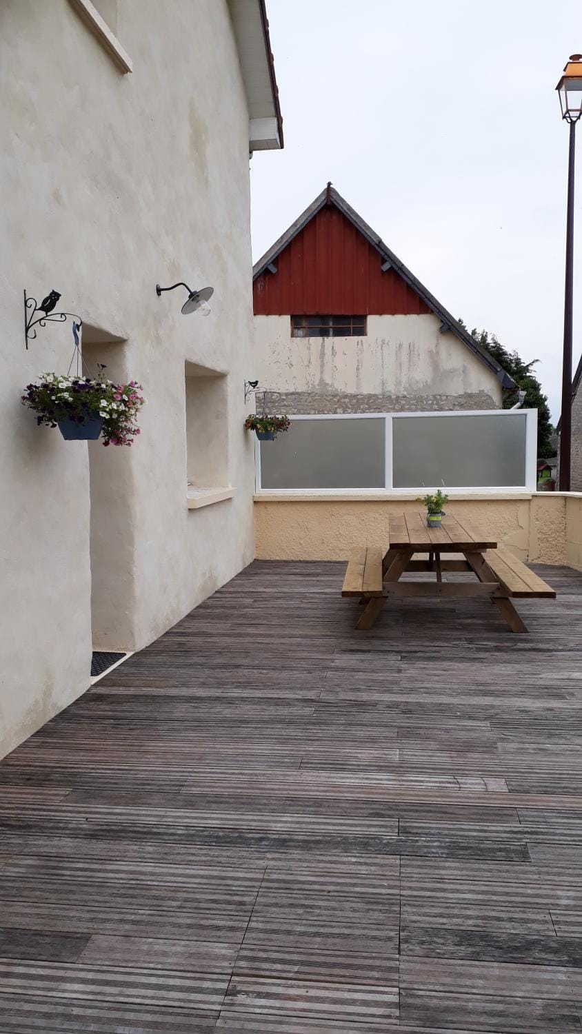 Patio, Day