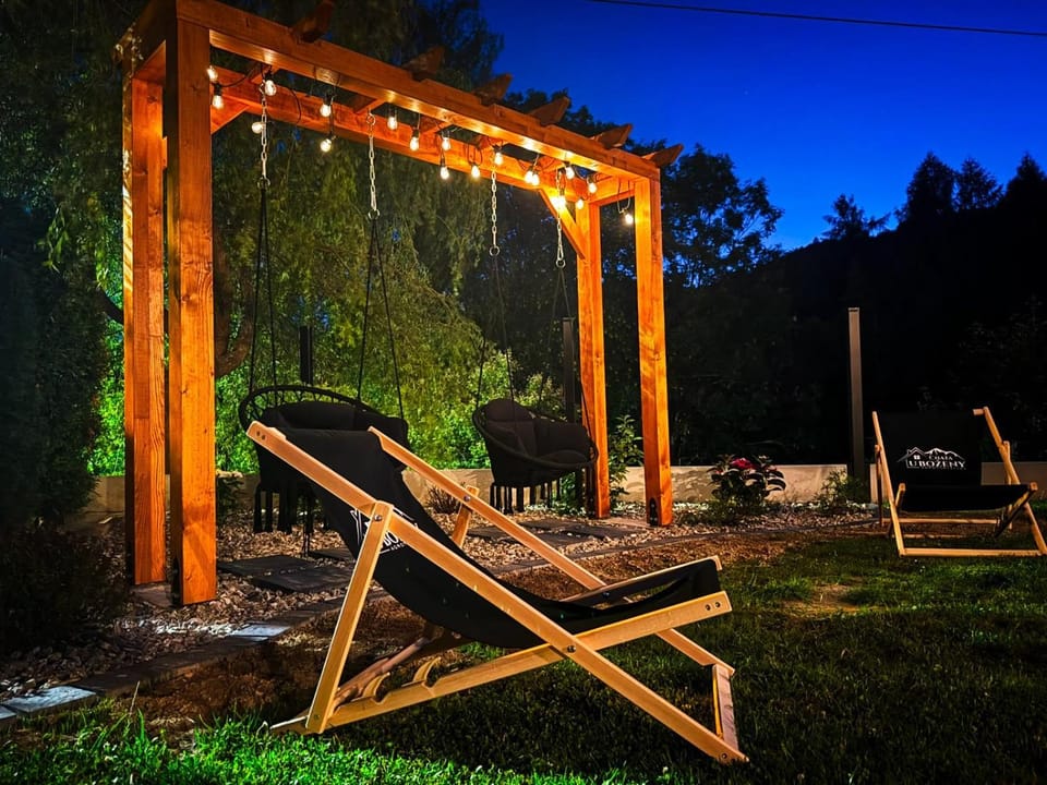Night, Natural landscape, Garden, Garden view, sunbed