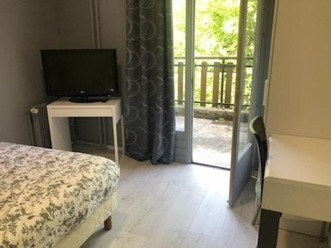 HOTEL BON ACCUEIL Hotel in Oyonnax