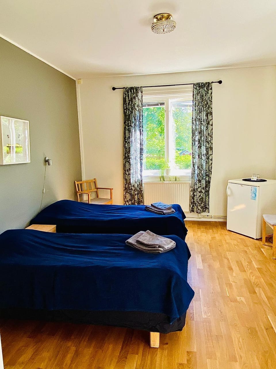 Photo of the whole room