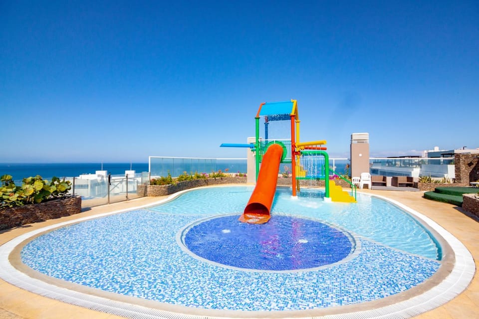 Aqua park, Swimming pool