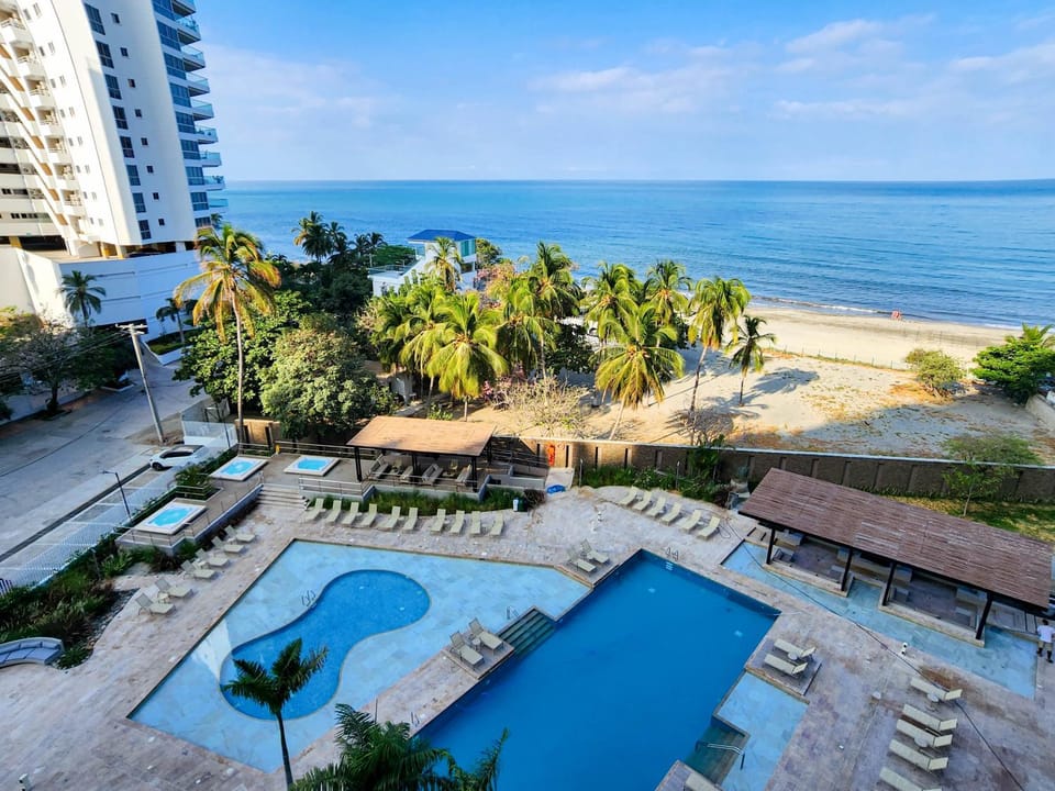 Pool view, Swimming pool