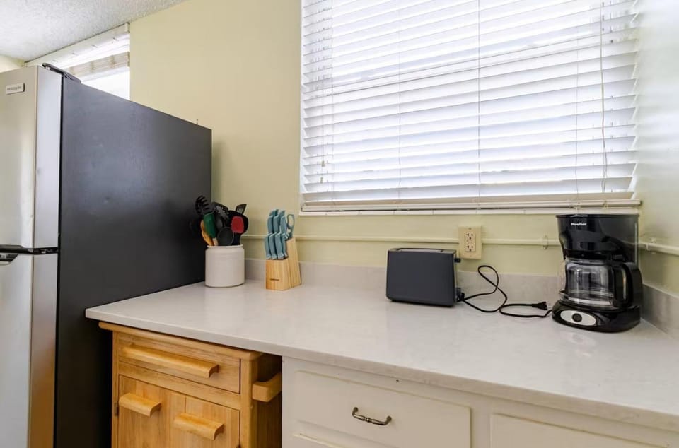 Coffee/tea facilities, Kitchen or kitchenette, minibar, toaster