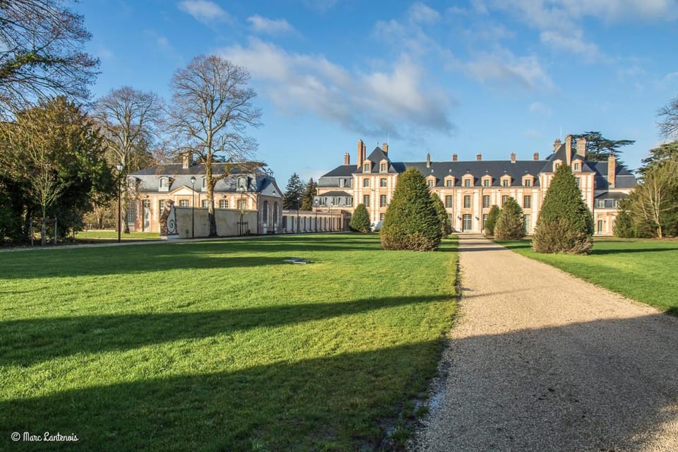 Exceptionnel Château près de Paris Apartment in Normandy