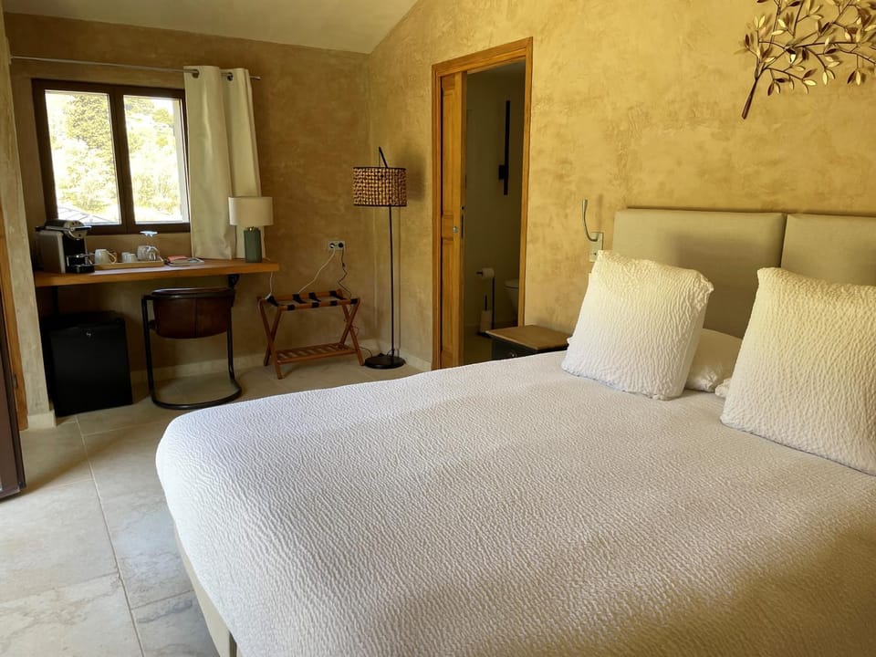 Domaine de La Font des Pères - Teritoria Bed and Breakfast in Le Beausset