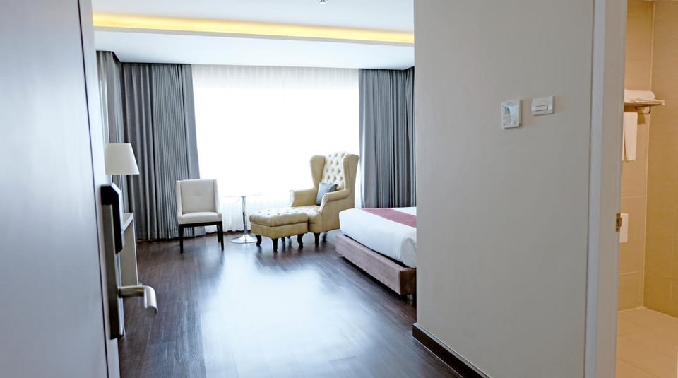 The Cheewin Hotel And Convention Hotel in Laos