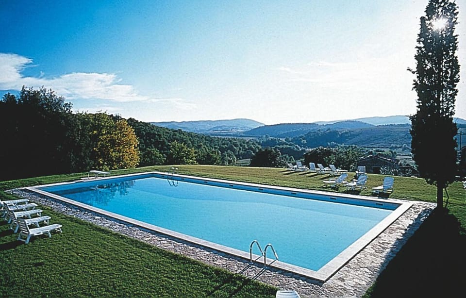 Swimming pool, Swimming pool