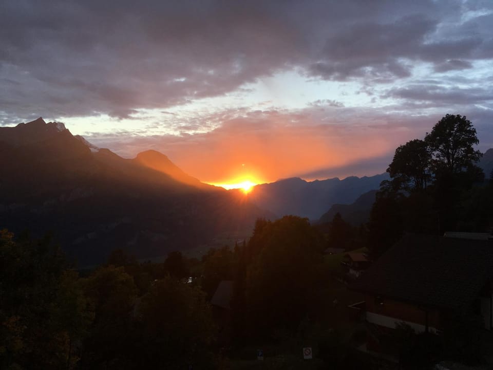 Neighbourhood, Natural landscape, View (from property/room), Balcony/Terrace, Autumn, Lake view, Mountain view, Sunset