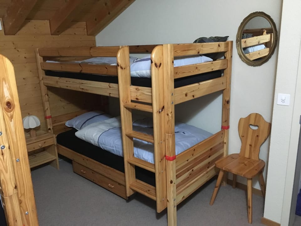 Photo of the whole room, bunk bed