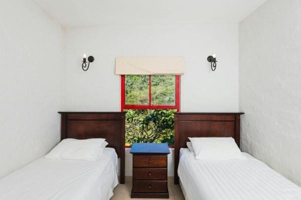 Bedroom, Garden view