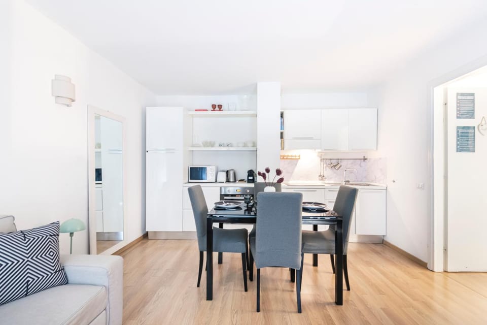 Easylife - Milano - Vigevano 13 P1 - Porta Genova Apartment in Milan