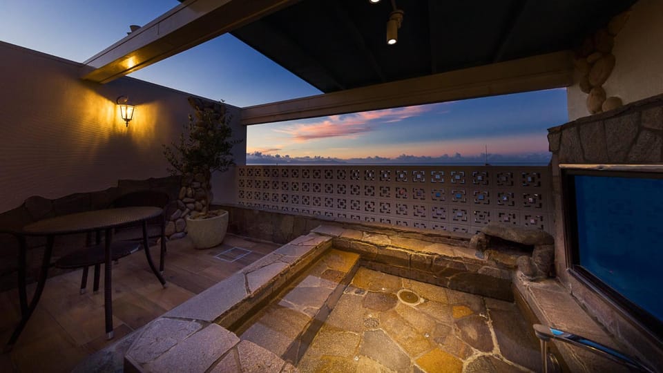 Natural landscape, View (from property/room), Seating area, Sunrise, Sunset, Open Air Bath