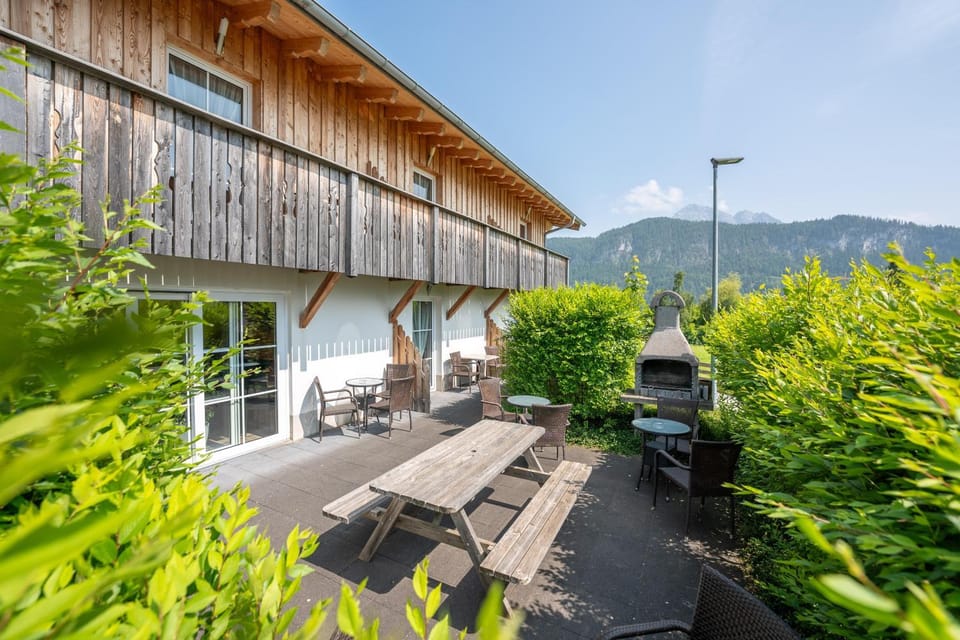 Spring, Day, Natural landscape, Garden, Garden view, Mountain view