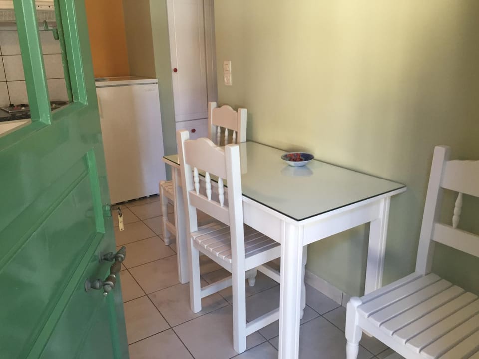 Georgakis George Rooms Apartment in Vasiliki