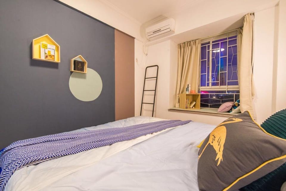 Guangzhou Haizhu·Pearl Shadow Star City· Locals Apartment 00138600 Apartment in Guangzhou