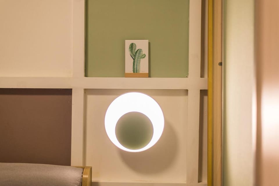 Guangzhou Haizhu·Pearl Shadow Star City· Locals Apartment 00138600 Apartment in Guangzhou