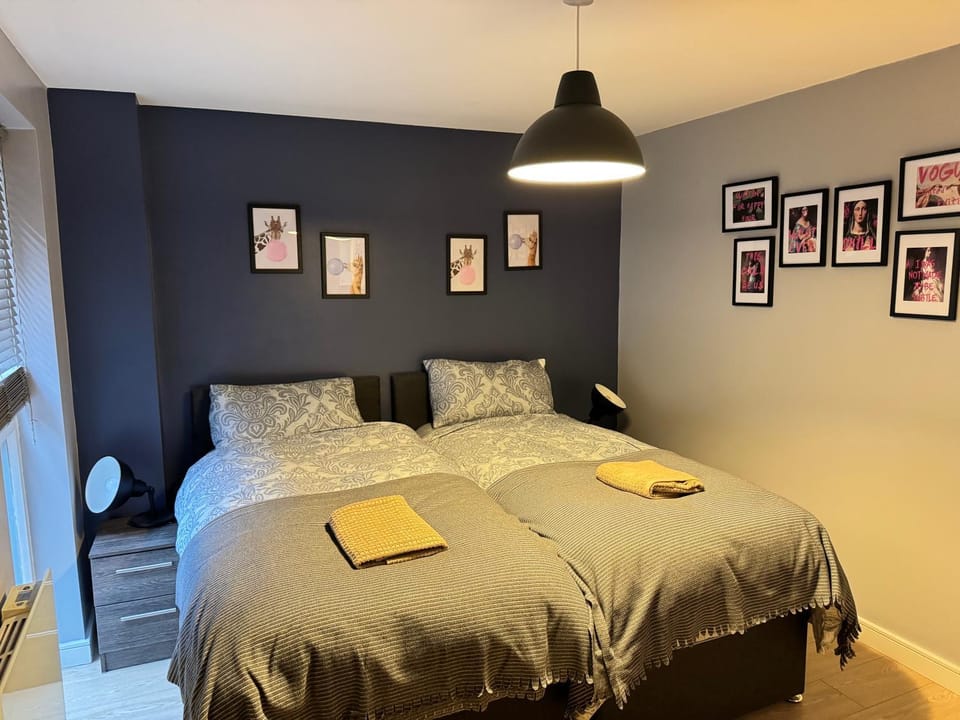 Centrally located apartment in Duke Street- free parking- two bathrooms Apartment in Liverpool