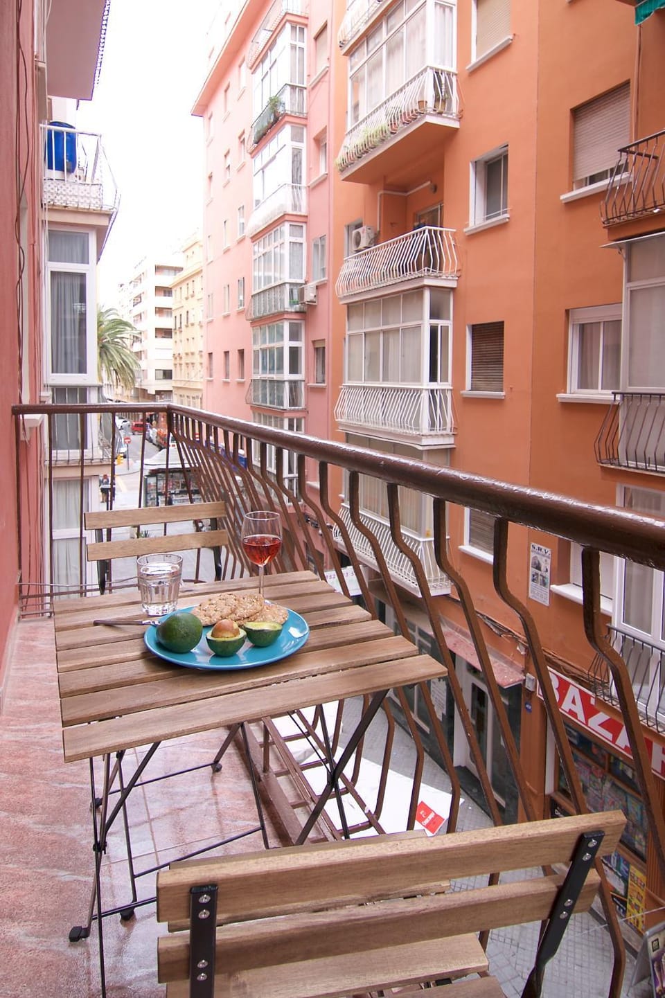 Balcony/Terrace, Street view