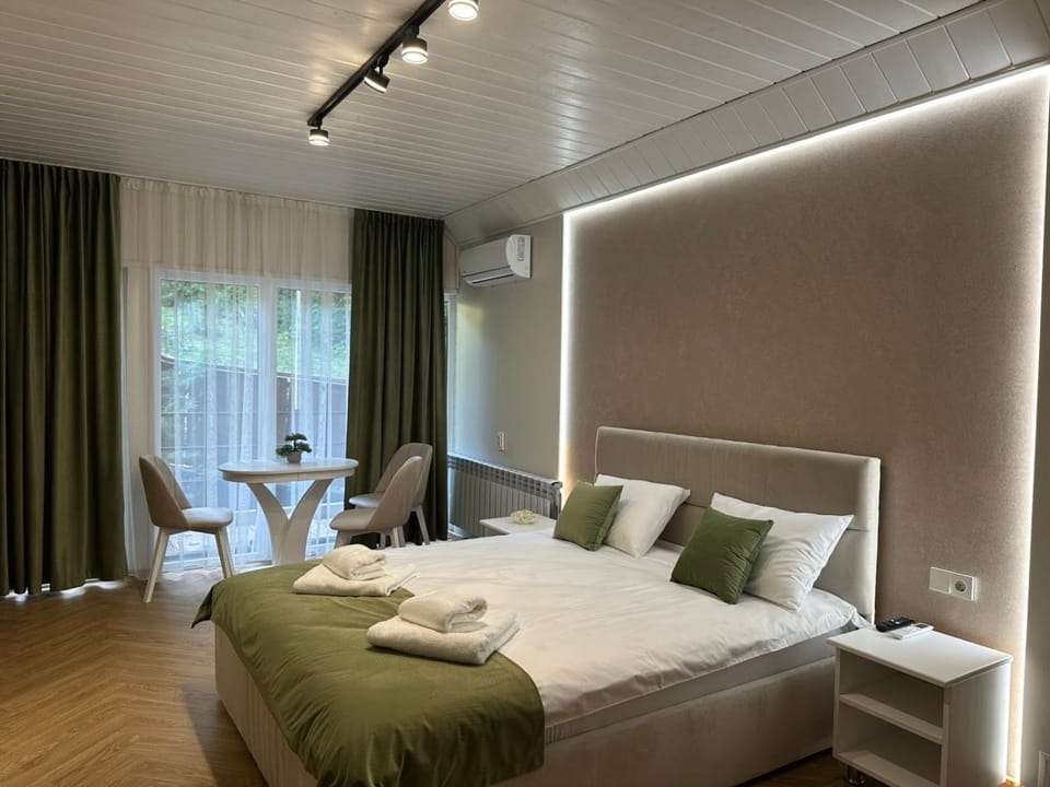 Приватна садиба Шаянське джерело Bed and Breakfast in Ukraine