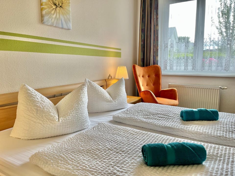 Bed, Bedroom