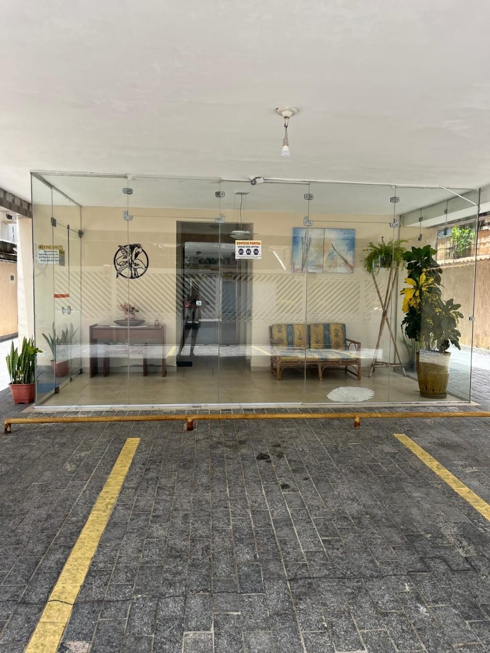 Apto Praia da Enseada 4 pessoas Apartment in State of São Paulo
