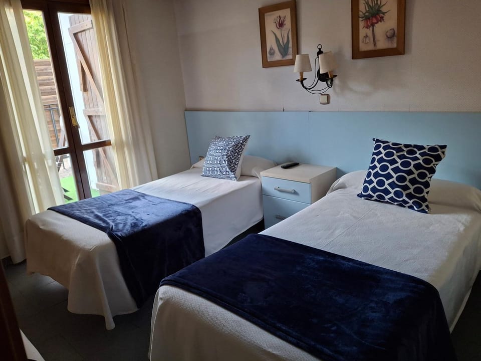Hostal Casa Juan Bed and Breakfast in Catalonia